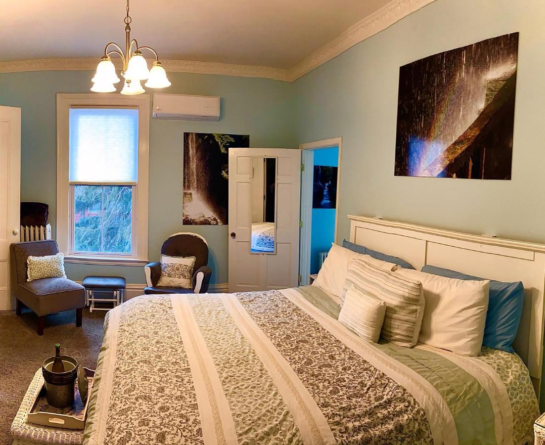 Ovid Tillinghast Manor Bed & Brunch מראה חיצוני תמונה
