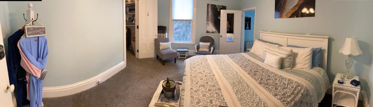 Ovid Tillinghast Manor Bed & Brunch מראה חיצוני תמונה